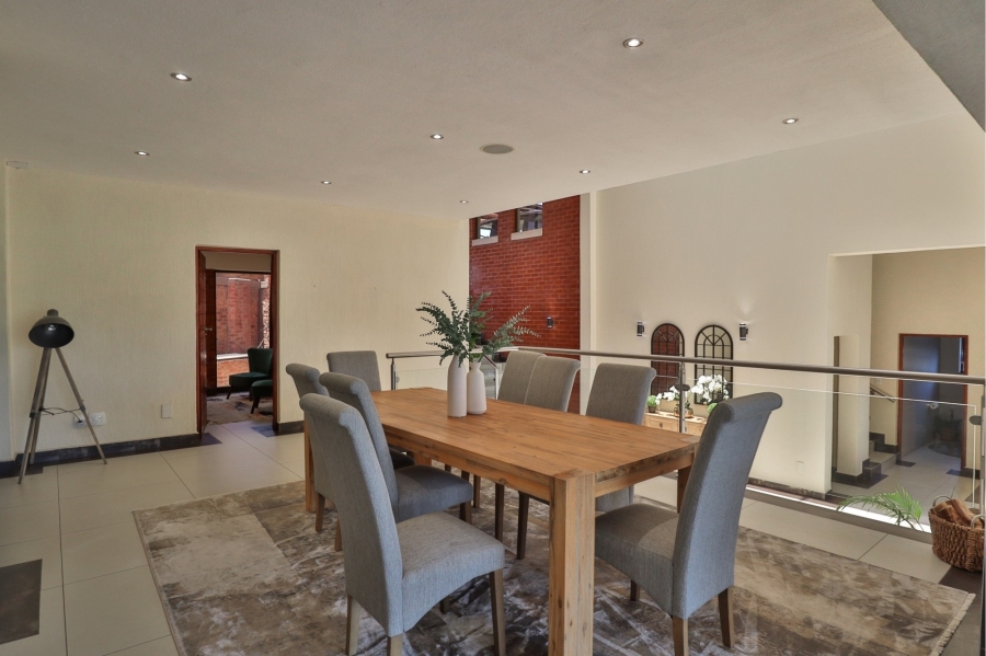 5 Bedroom Property for Sale in Xanadu Eco Park North West